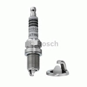SVEĆICA BOSCH FR 7 DP
