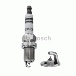SVEĆICA BOSCH FR 6 KPP33X +54