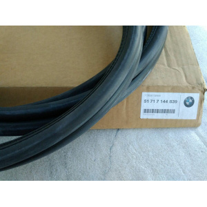 KEDER GEPEK VRATA BMW E87 ORIGINAL
