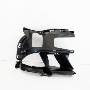 PLASTIKA ISPOD BRANIKA BMW E63 D